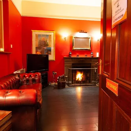 Sleepzone Clare - The Burren 호스텔 리스둔바르나