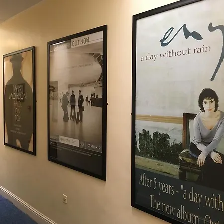 ホステル Sleepzone Clare リスドゥーンバーナ