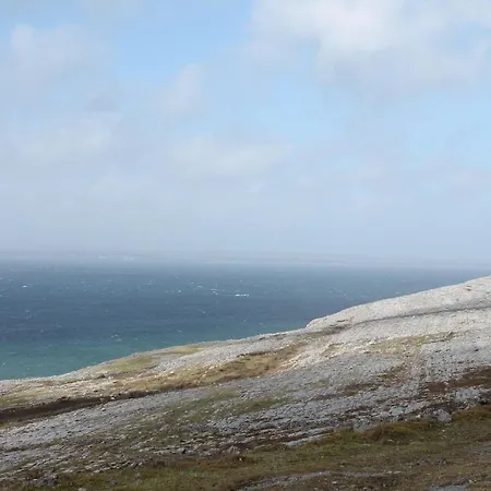 بيت شباب Sleepzone Clare ليسدونفارنا